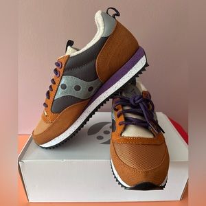 New in box Saucony Jazz 81 Peak sneakers